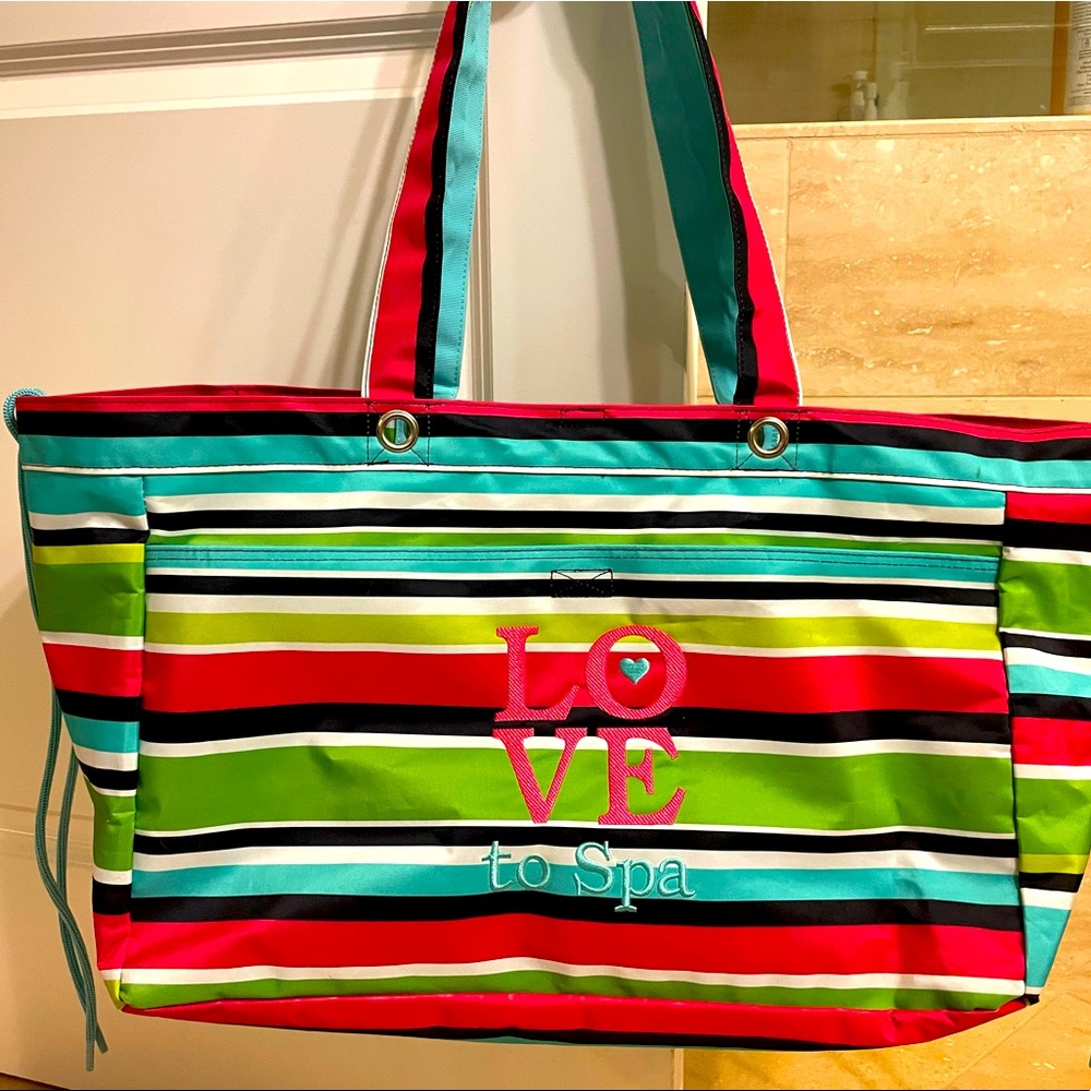 Thirty-one L💗VE to Spa Striped Large Tote